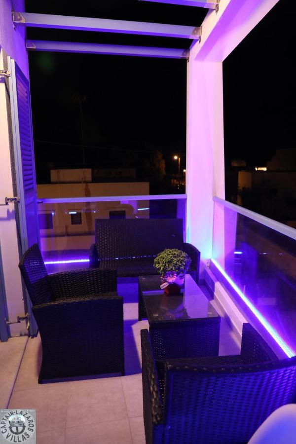 Located By The Sea One Beachfront Private Captain Lazaros Pool Villa With Loft In 750Sqm Spacious Private Plot-Jacuzzi-Sunrelax-Furnished Terace-Gazebo-Private Parking,Sleep 3 Adults And 2 Children, Just Steps From The Black Beach-Seaview Perissa  Exterior foto